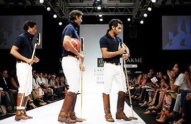 Lakme Rinaldi Fashion Week Show