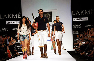 Lakme Rinaldi Fashion Week Show